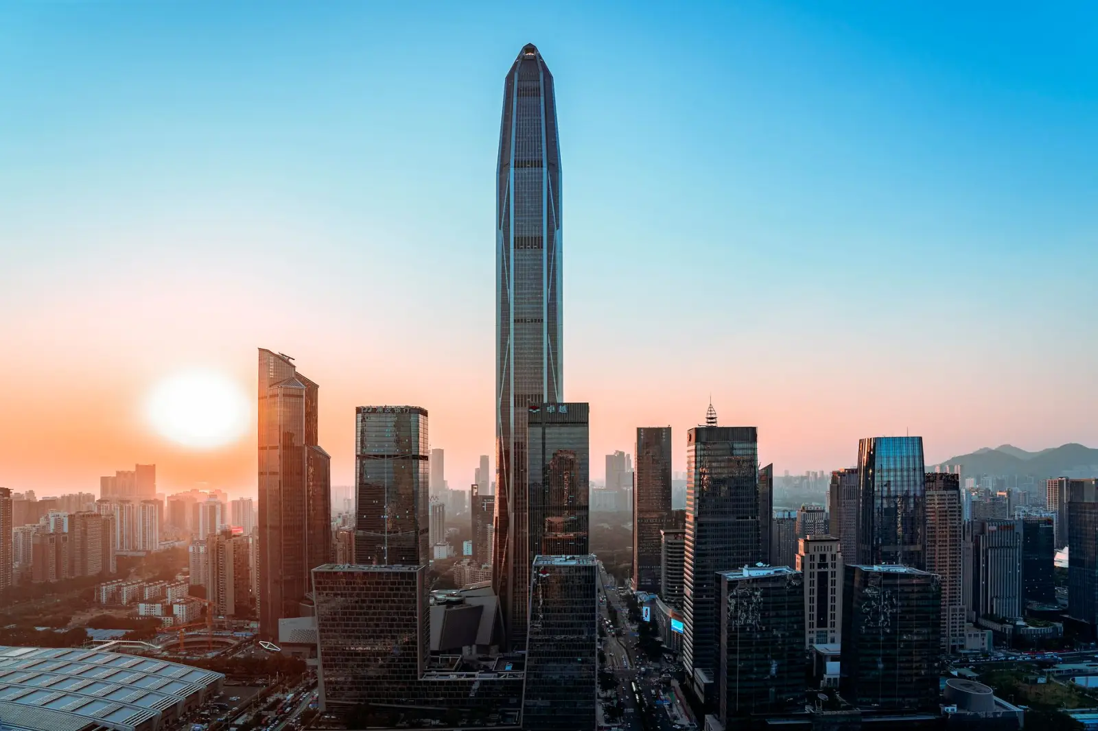 深圳实业投资2025年政策风向与产业布局调整分析正文配图 1