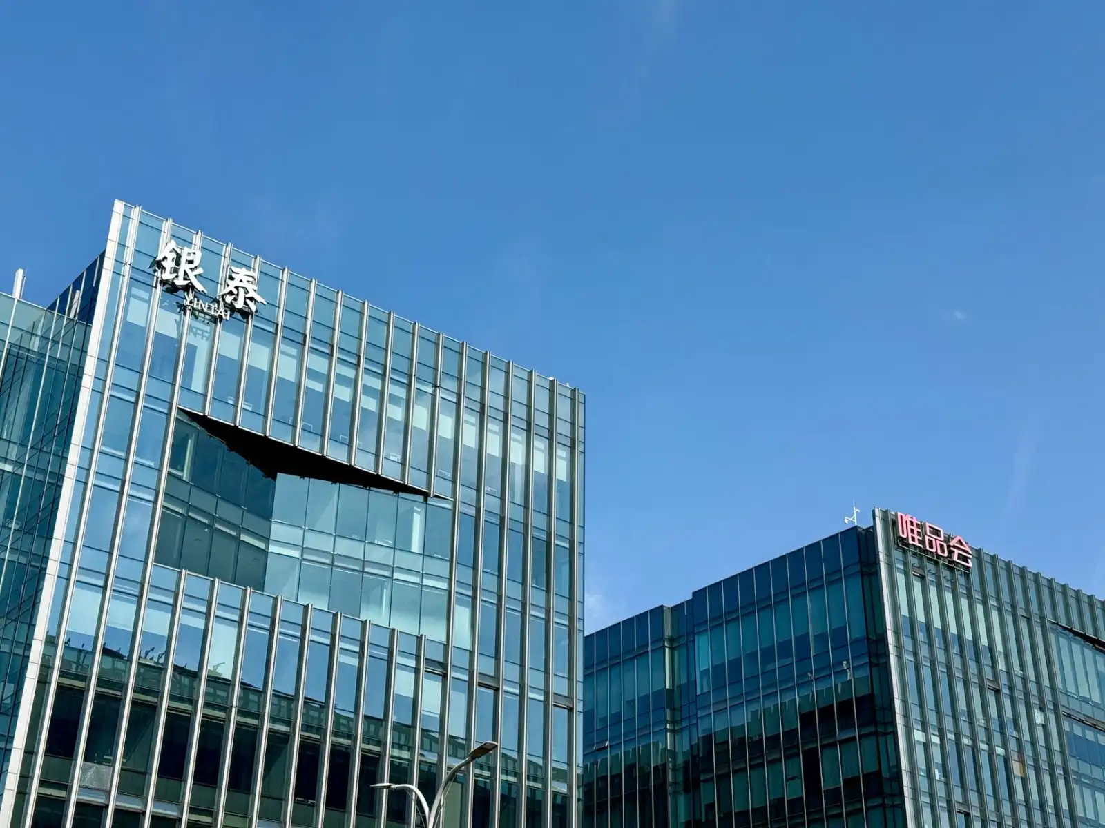 深圳成长型企业实业投资模式对比与选择策略分析