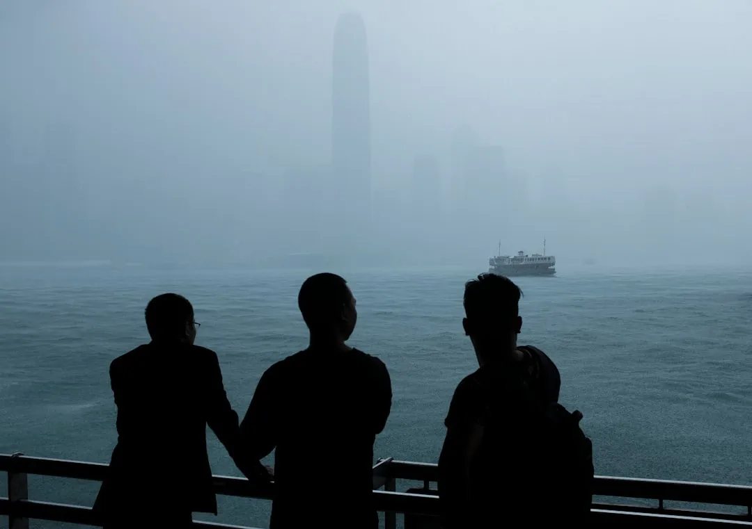 深圳实业投资新趋势：产业资本赋能成长型企业路径分析