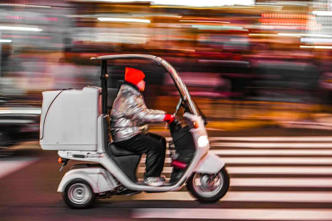 华南成长型企业扩张期，商业运营与实业投资如何形成合力